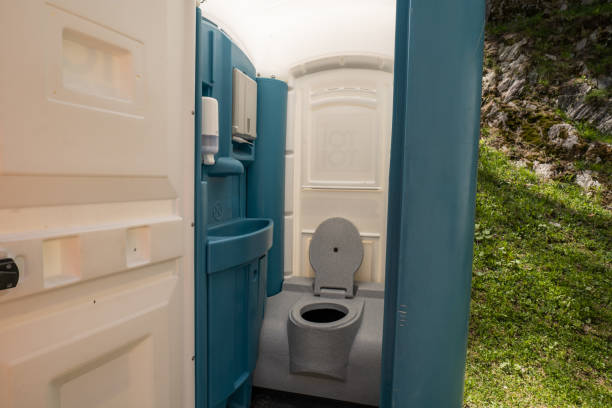 Best Portable restroom trailer rental  in Fort Stockton, TX
